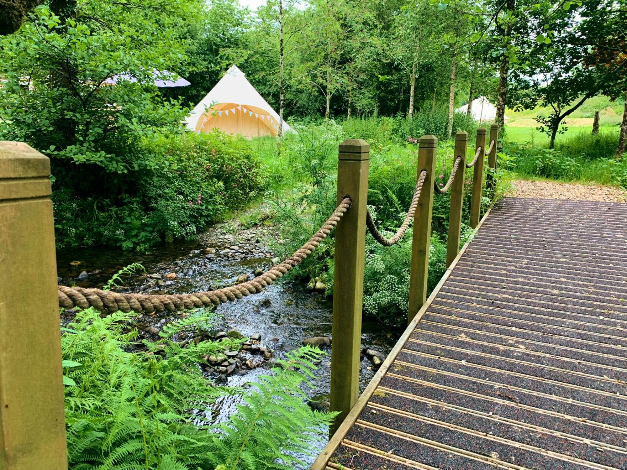 Hotel Oak Tree Farm Llanfynydd Exterior foto